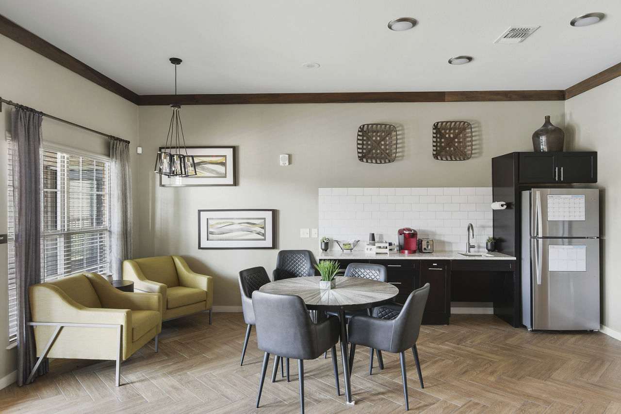 Icon Apartments photo 5