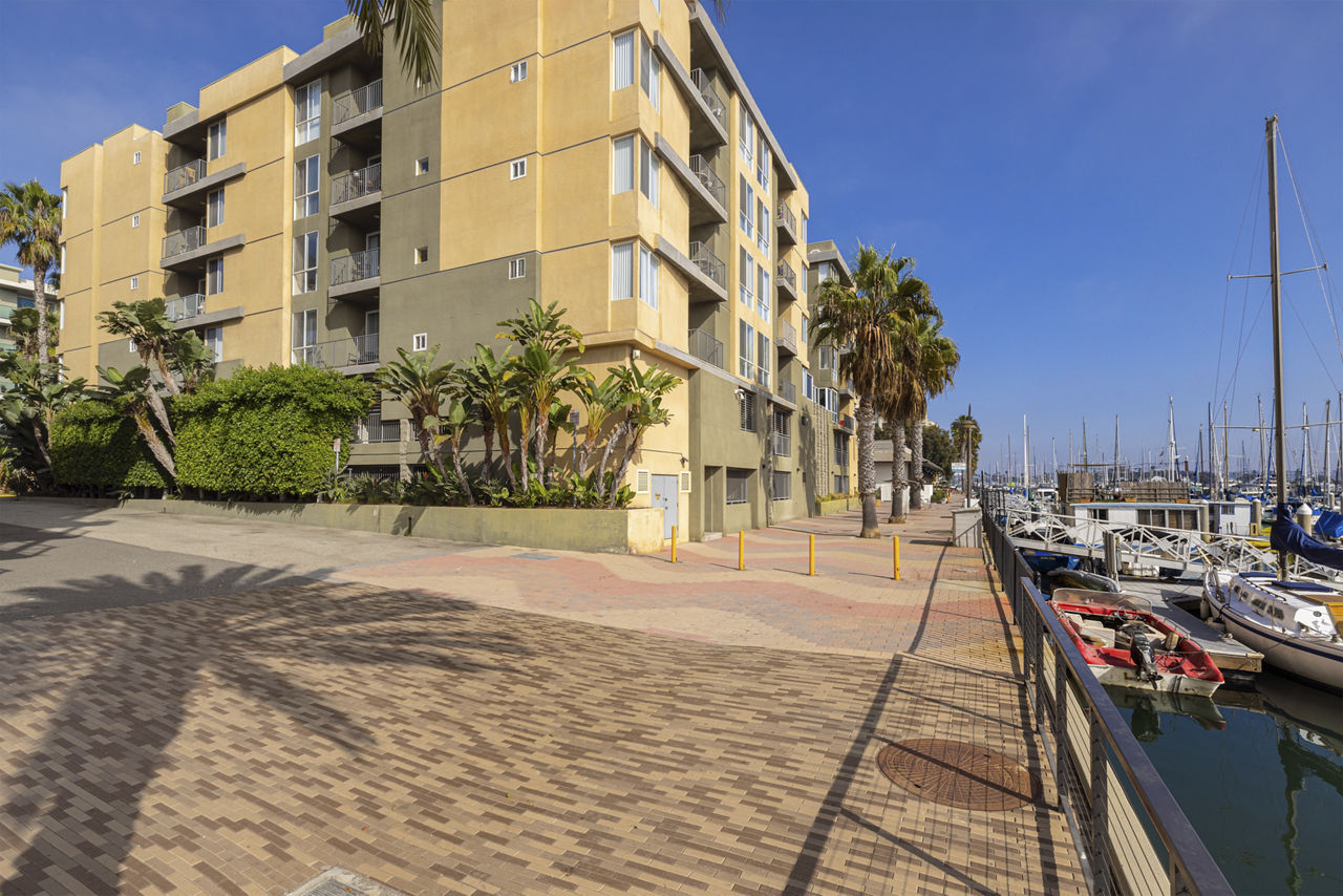 The Riviera Collection Apartments photo 2
