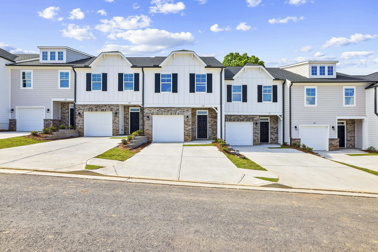Fairlie Townhomes photo 2