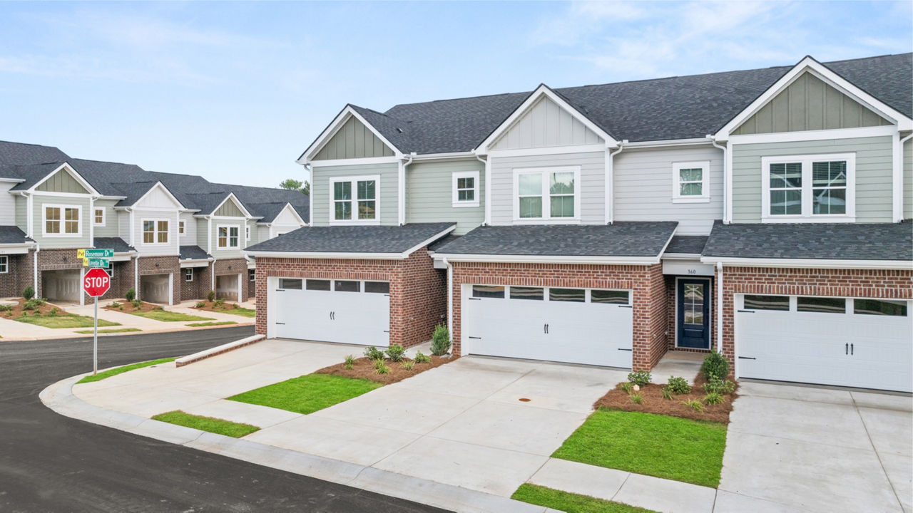 The Rosemoor Townhomes photo 3