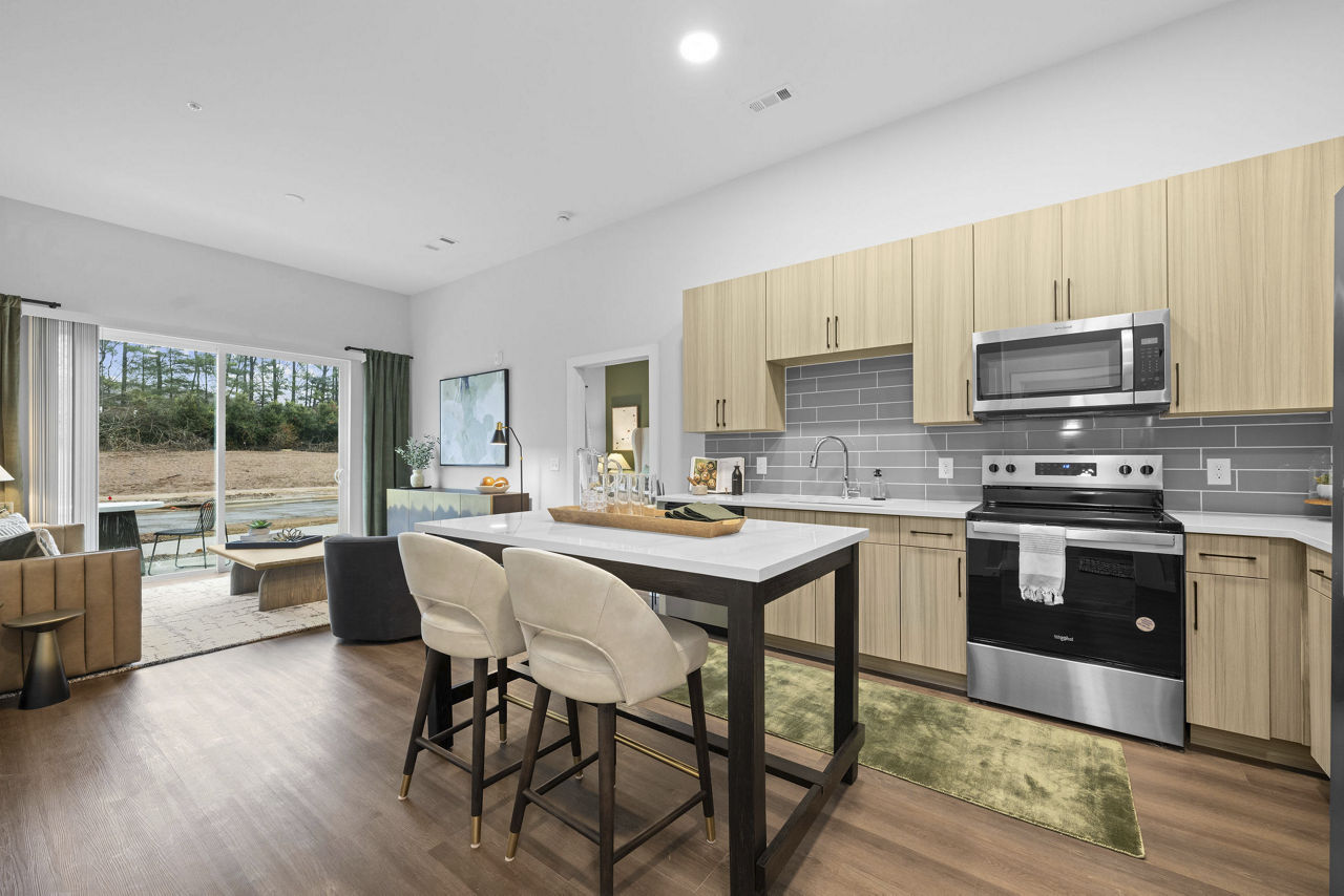 Charlotte Exchange Apartments photo 2