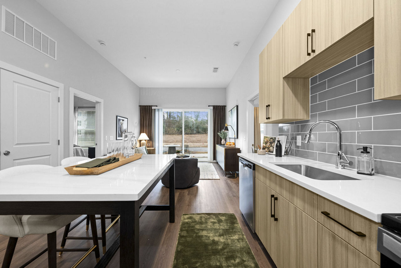 Charlotte Exchange Apartments photo 4