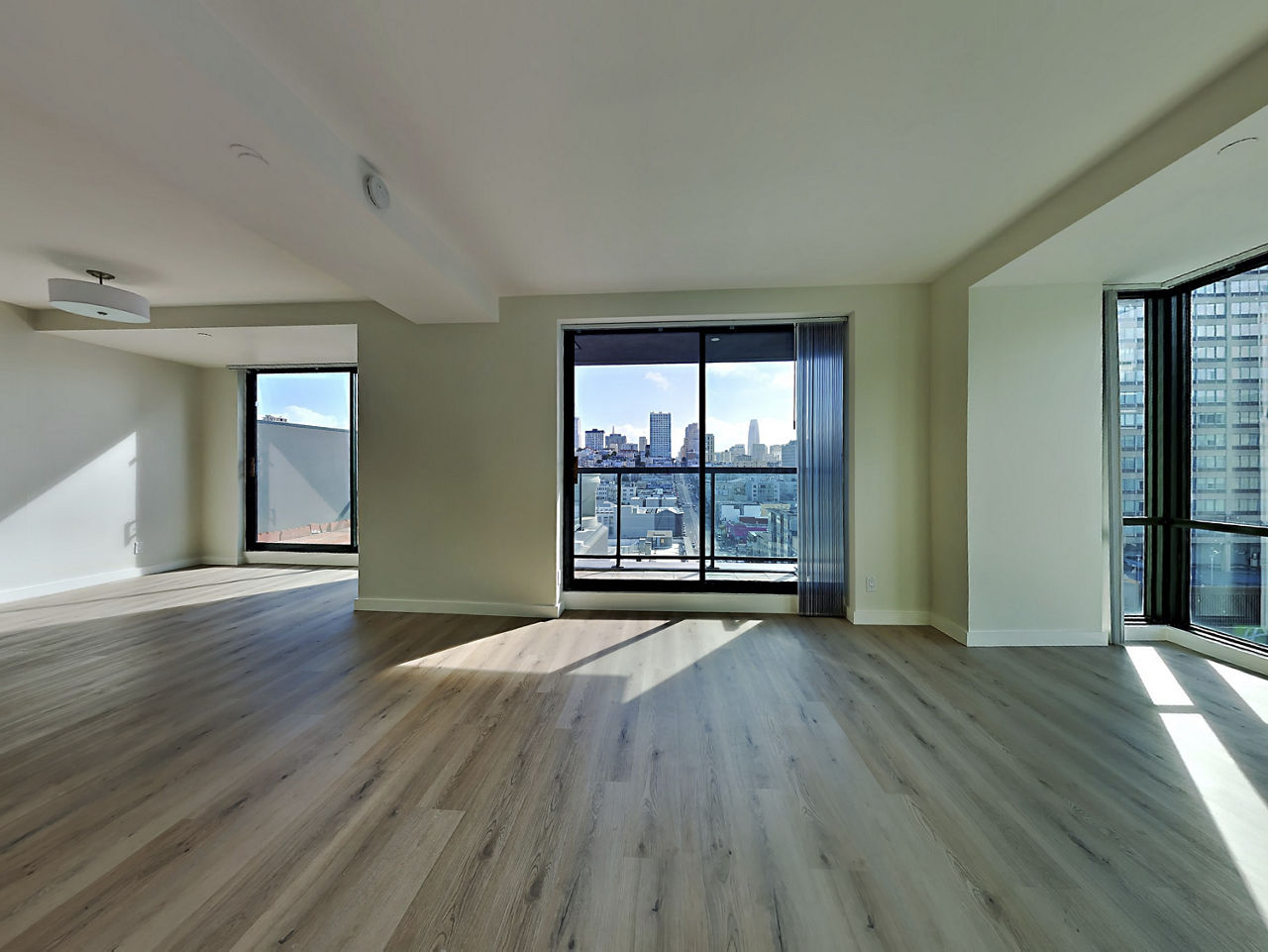 1700 California St Residential photo 5