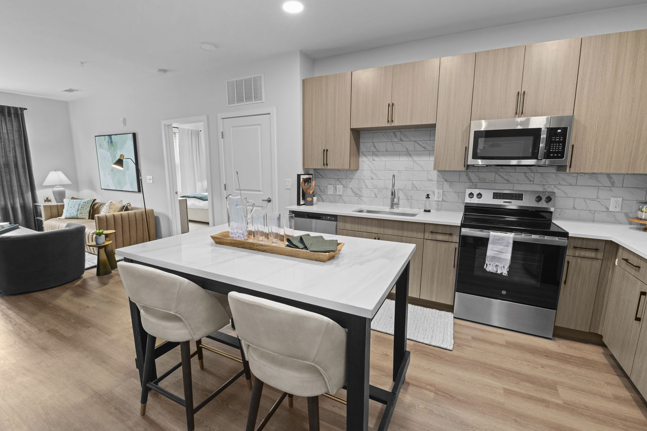 Perimeter Pointe Apartments photo 2