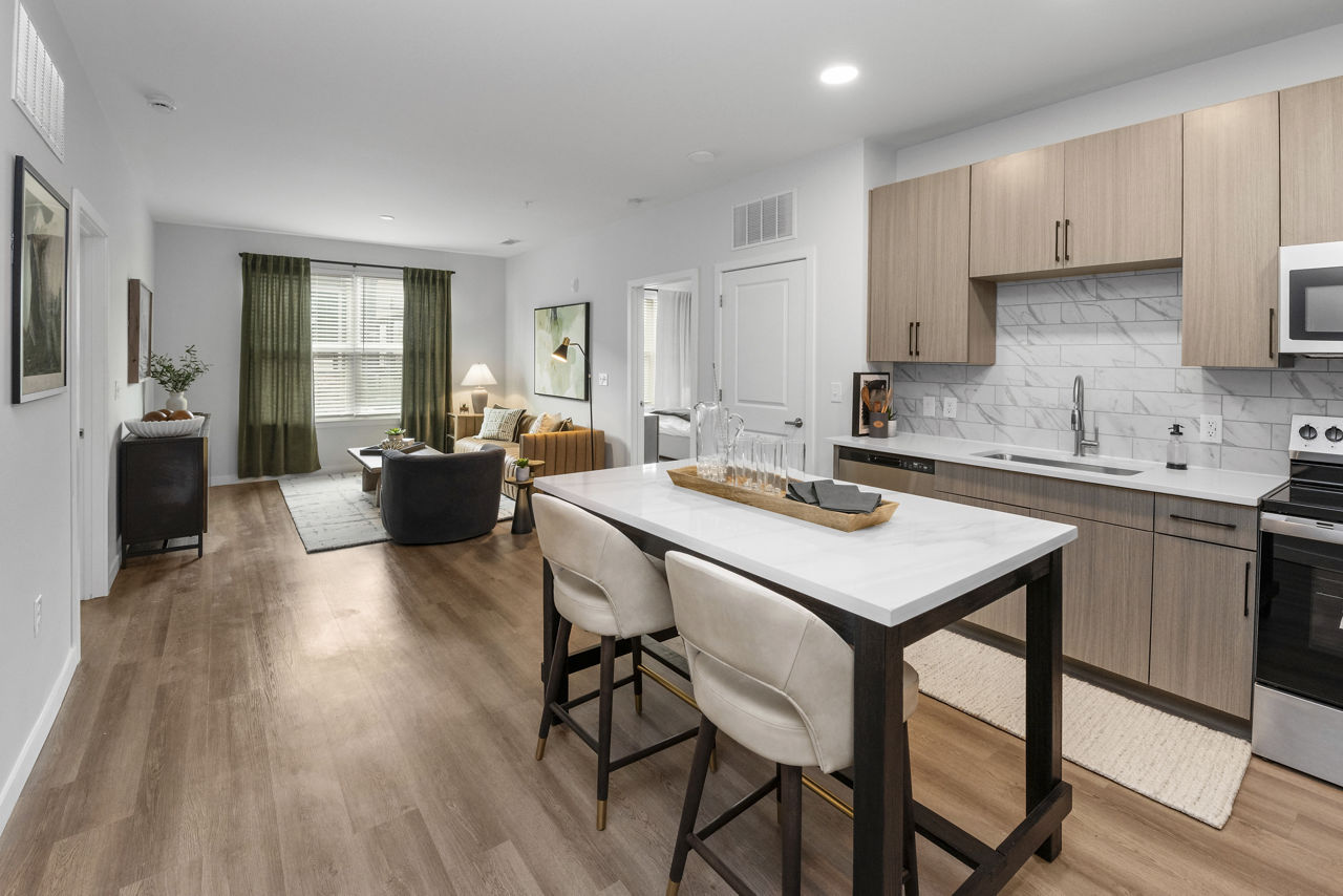 Perimeter Pointe Apartments photo 5