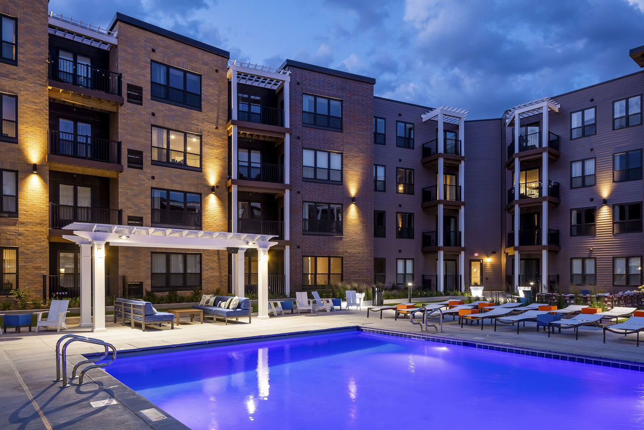 610 West photo 3
