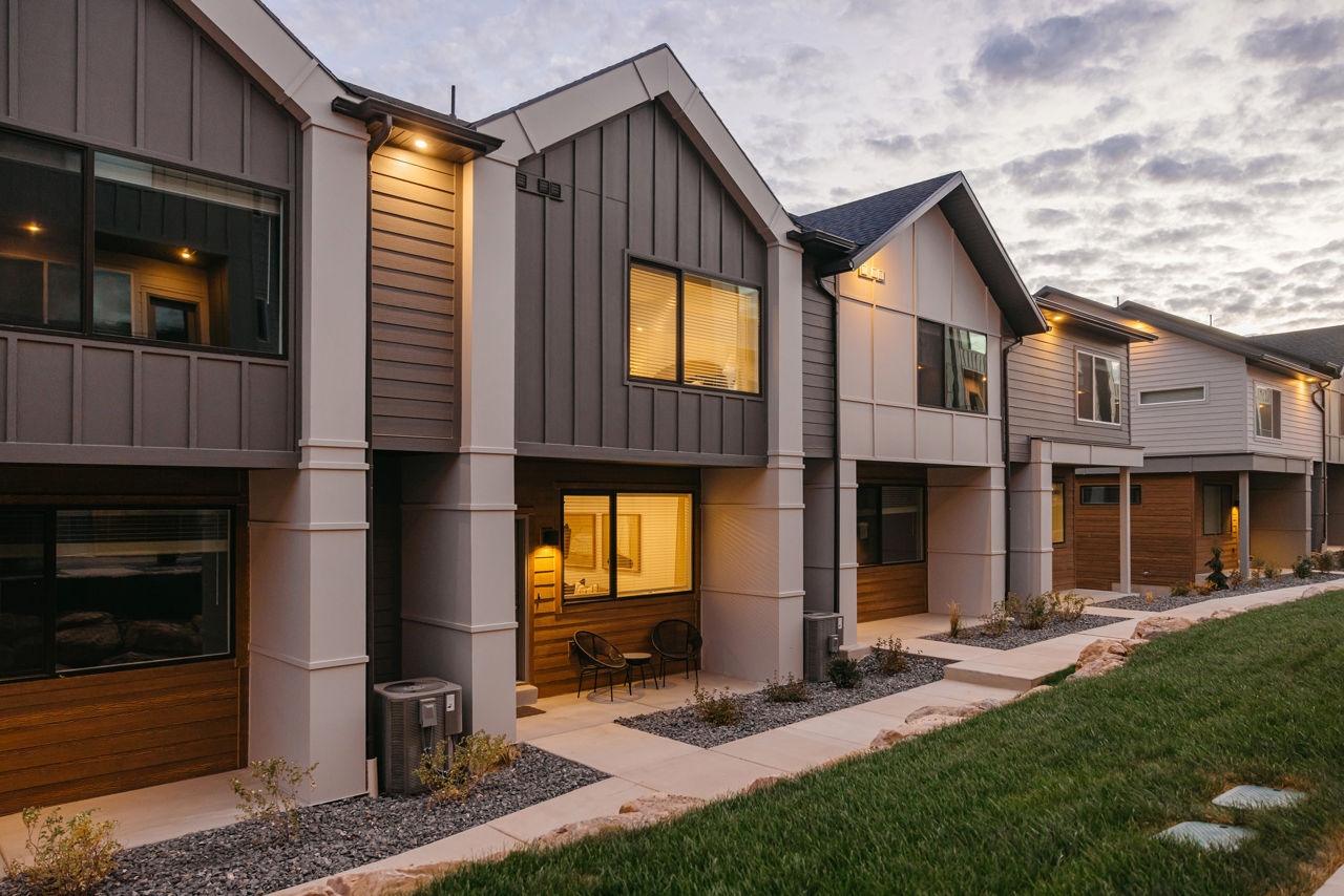 Enduro Townhomes photo 4
