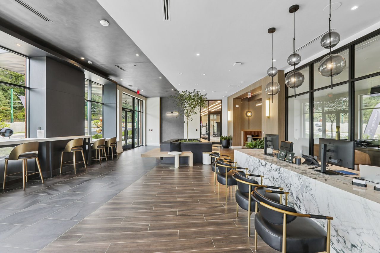 Alta New Carrollton photo 2