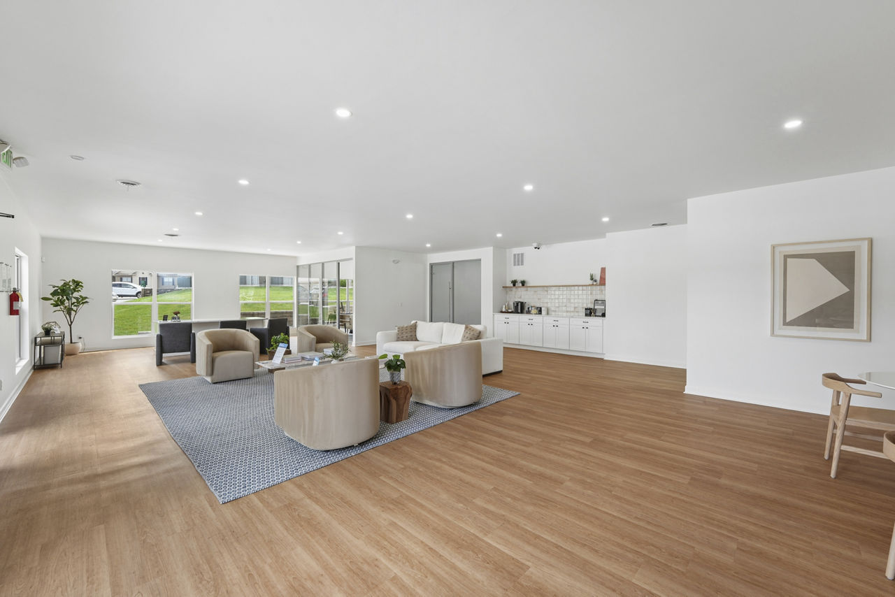 Sugar Creek Apartments photo 5