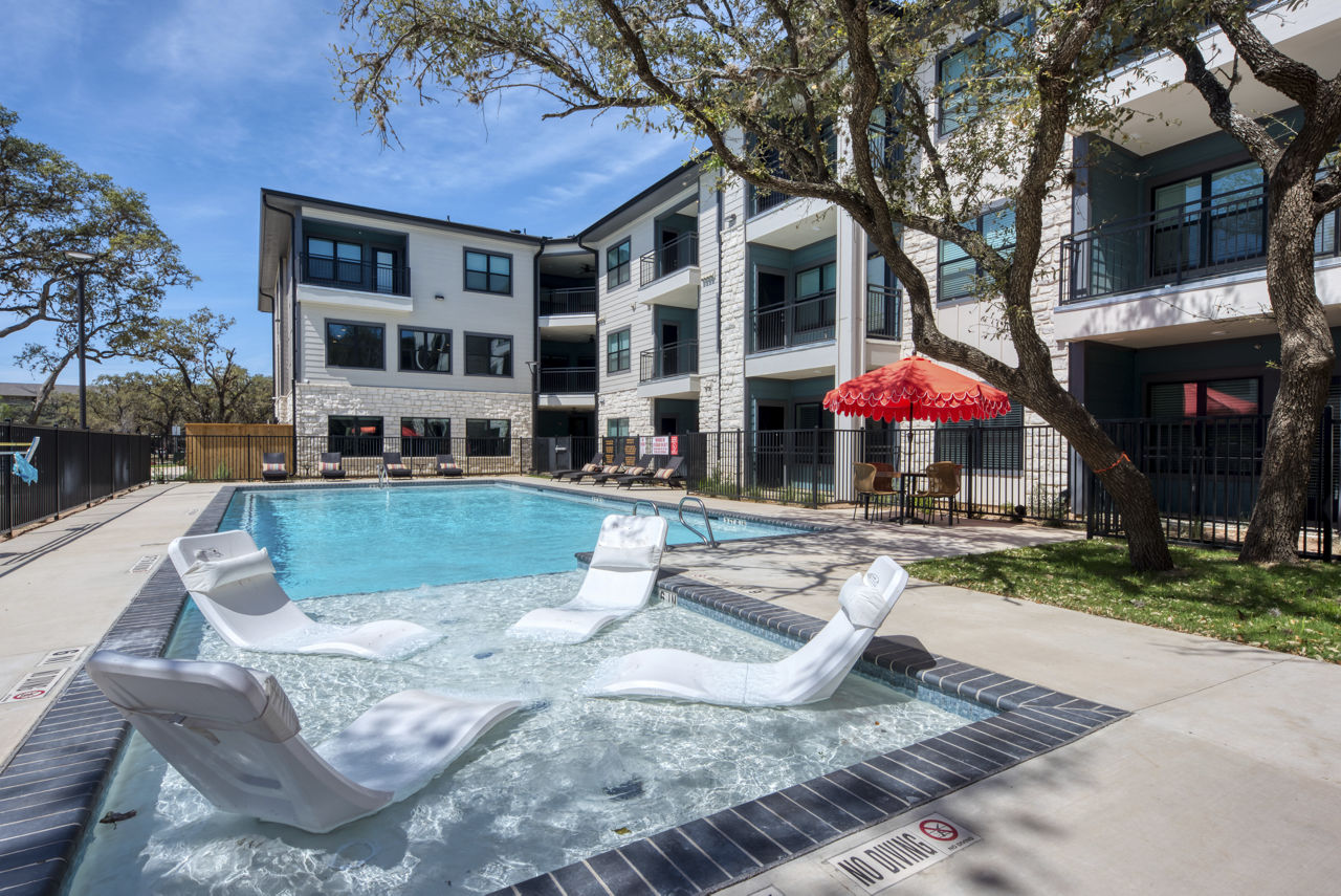 Lumen Residences photo 4