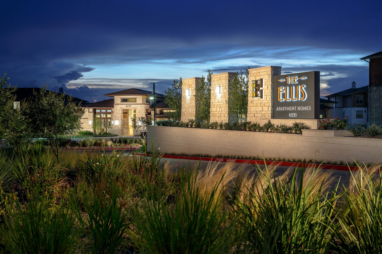 The Ellis photo 2