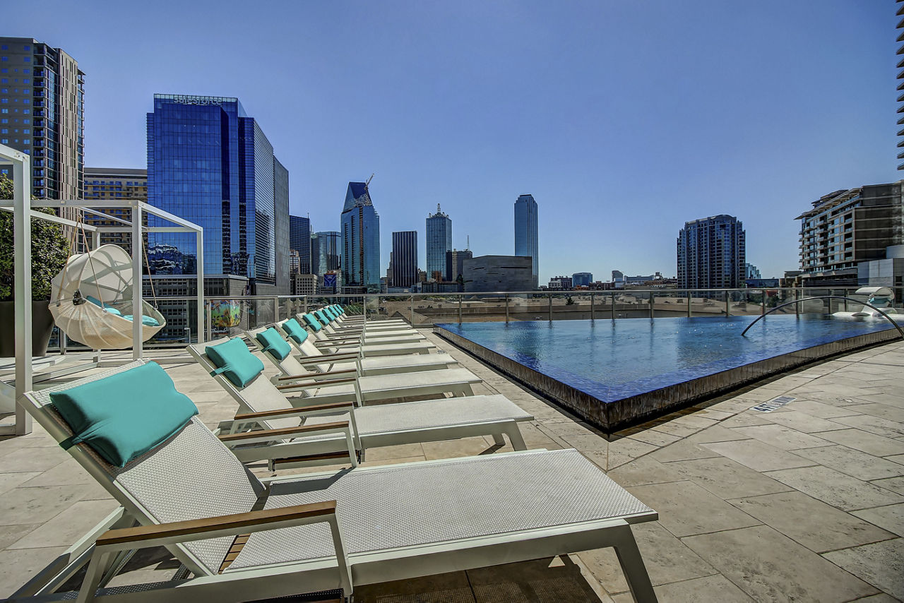 The Cirque Residences photo 3