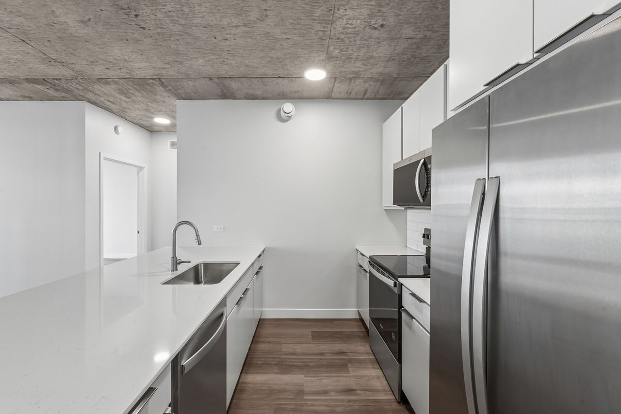 The Lakeview at 333 photo 5