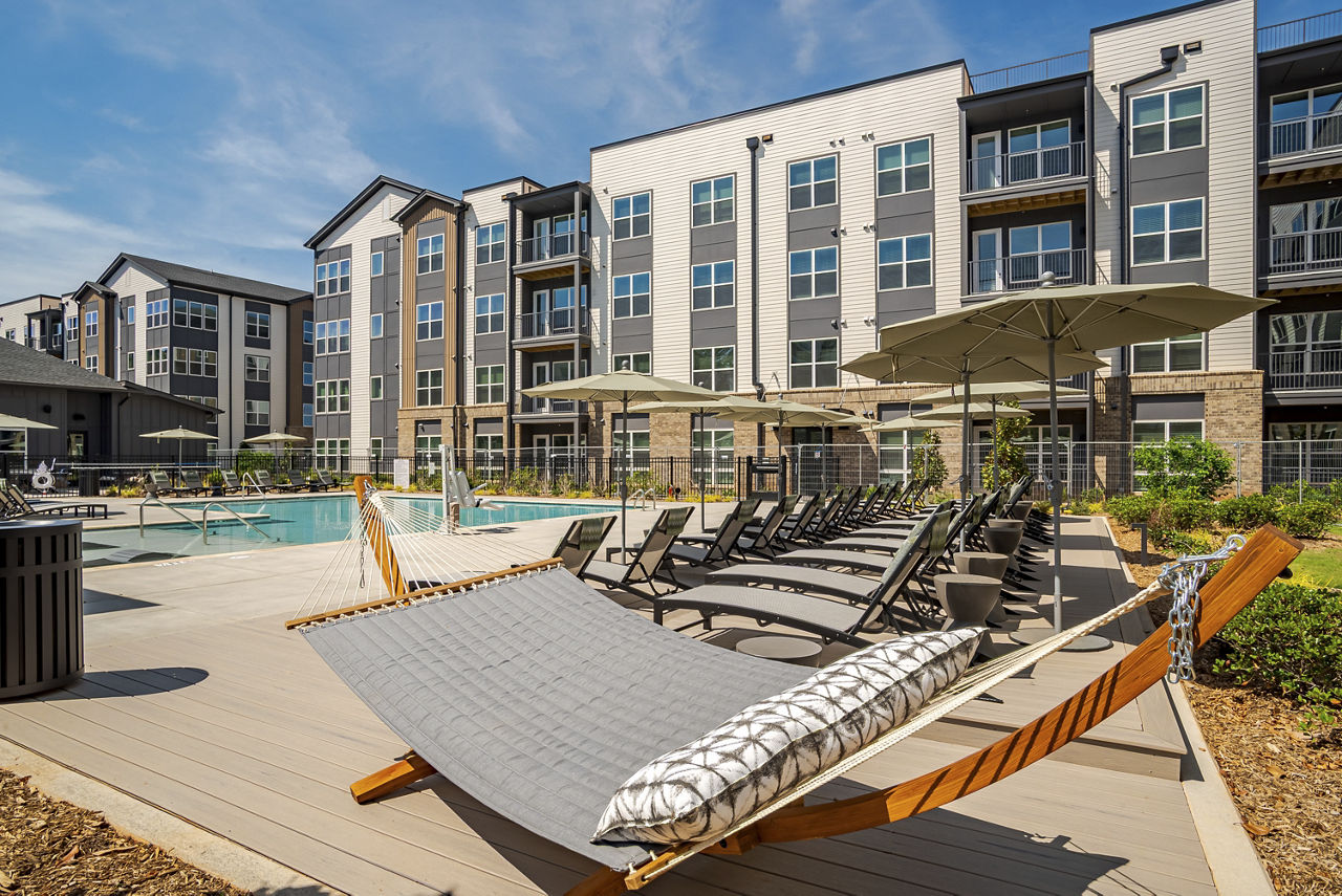 Alexan Overlook Apartments photo 2