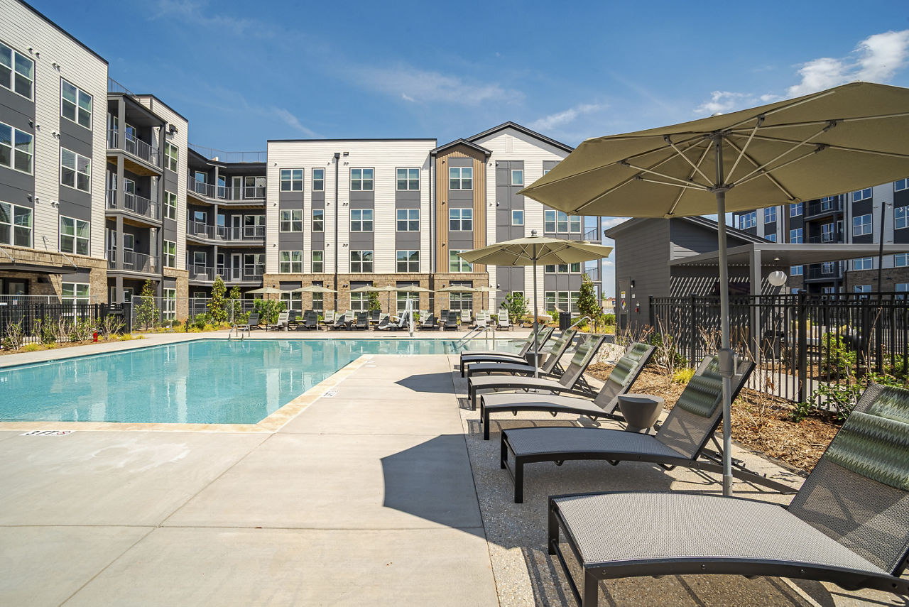 Alexan Overlook Apartments photo 3