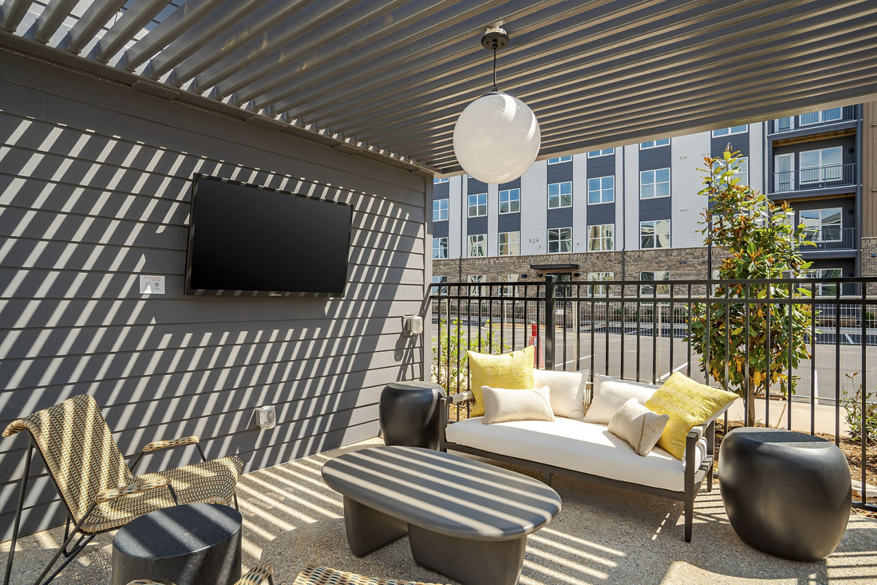 Alexan Overlook Apartments photo 5
