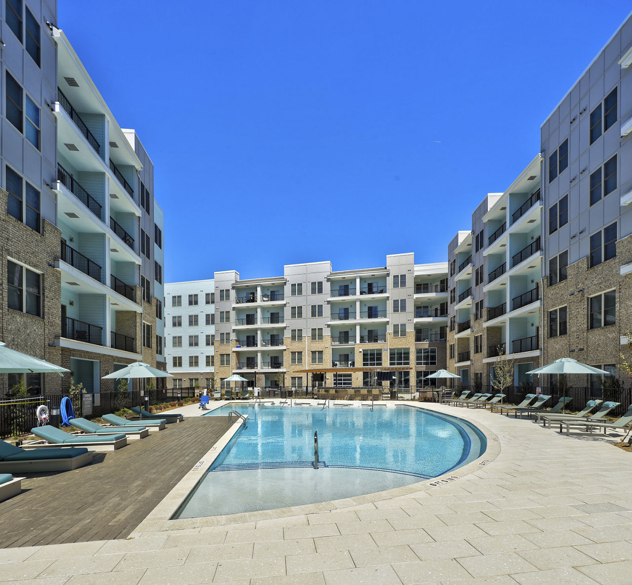 Mason Apartments and Townhomes photo 2