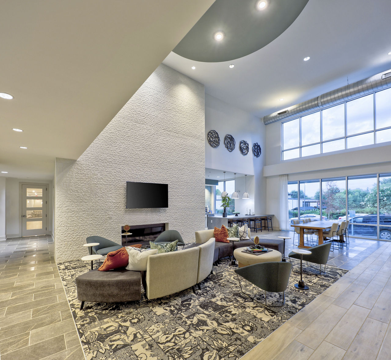 Mason Apartments and Townhomes photo 3