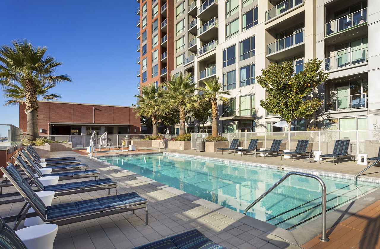 Guinevere Apartment Homes photo 2