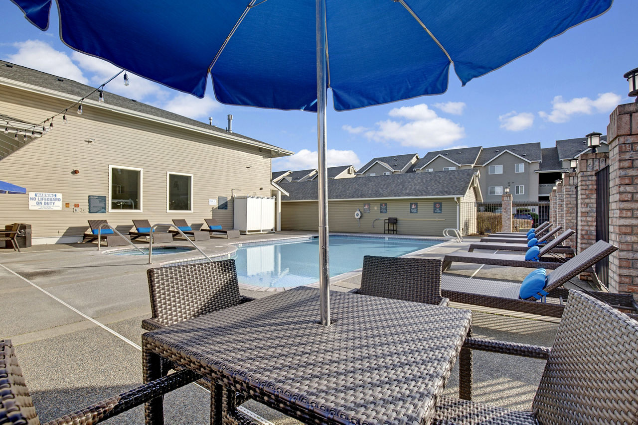 Beaumont Grand Apartment Homes photo 2