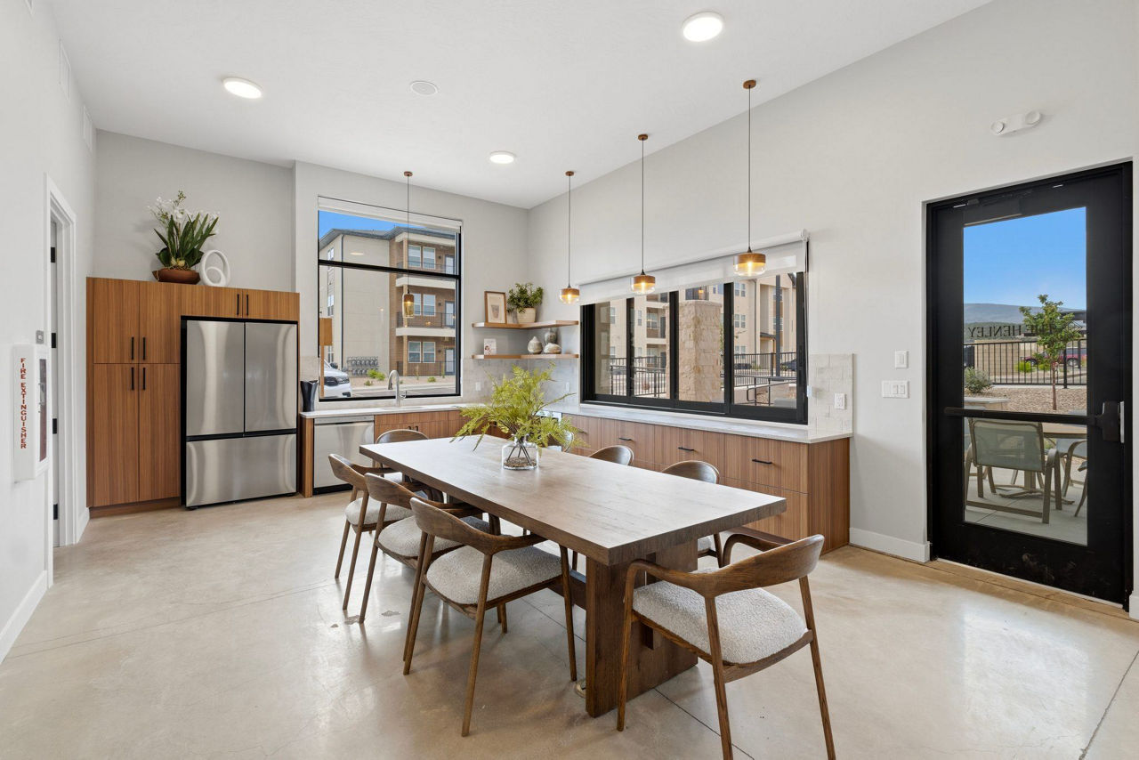 The Henley Apartments photo 5