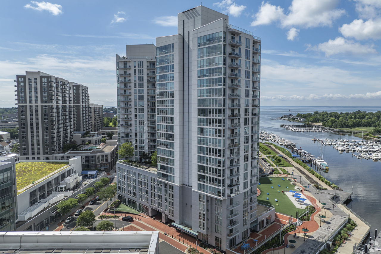 Beacon Harbor Point photo 2