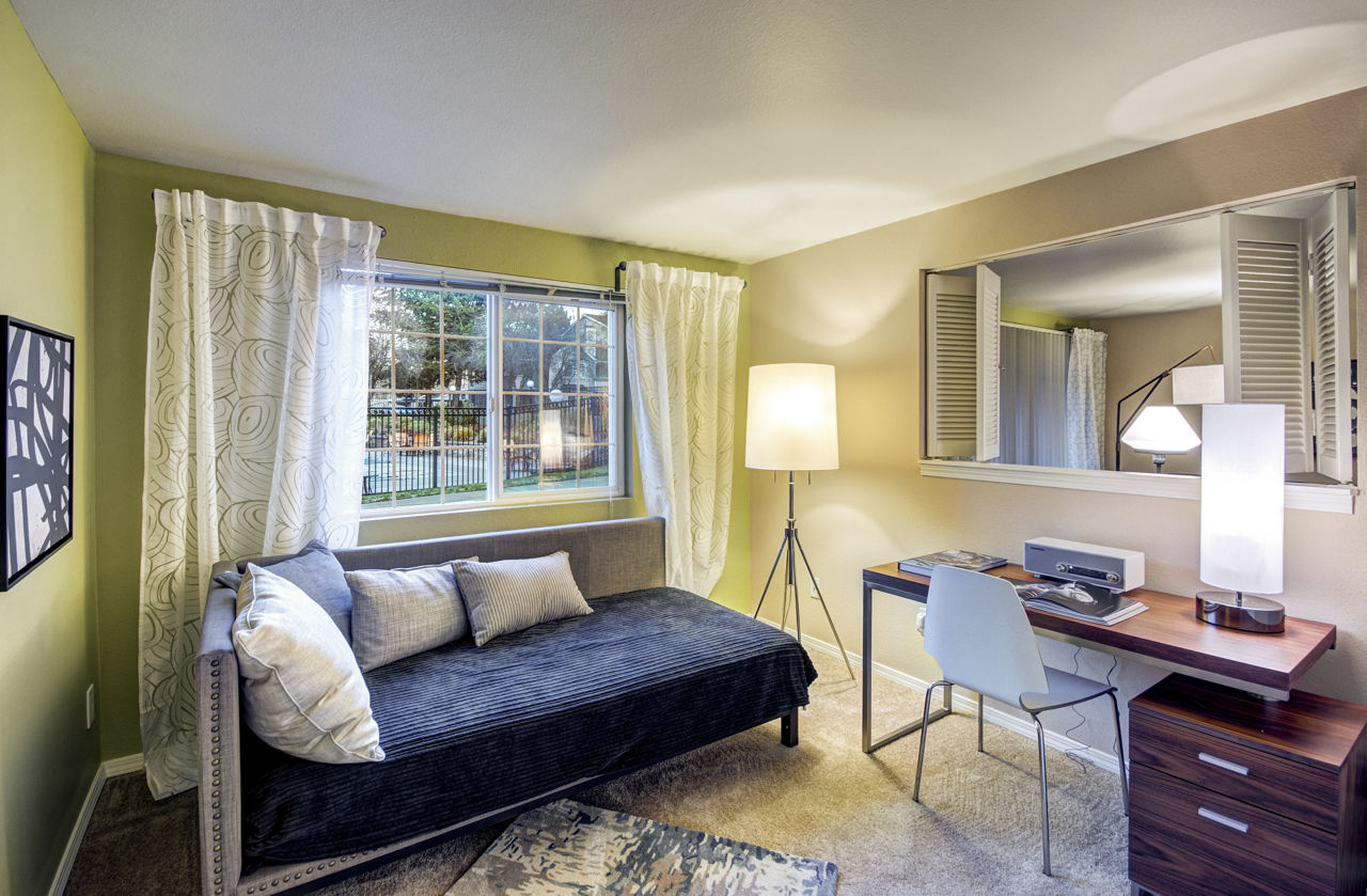 Bay Court at Harbour Pointe photo 4