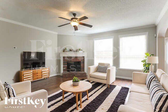 2506 Neptune Cir Rowlett, TX 75088 photo 3