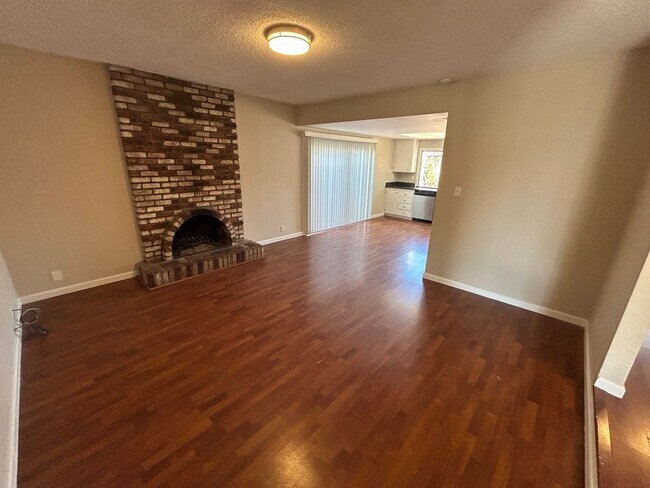 Charming 3-bedroom, 2-bath Single Story Antioch Home photo 3