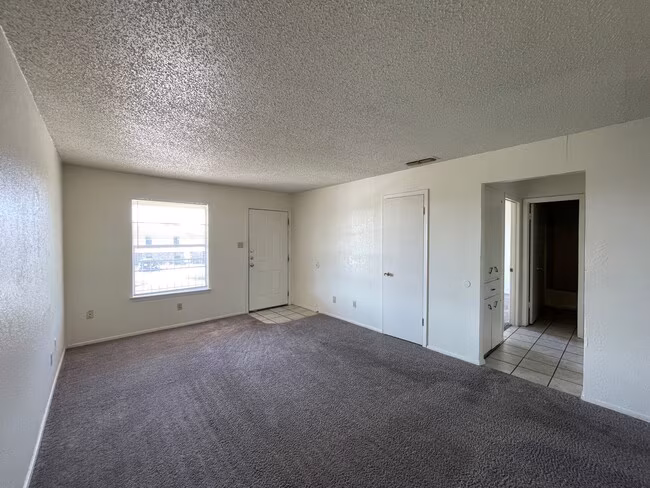 1106 Eastside Dr Killeen, TX 76543 photo 2