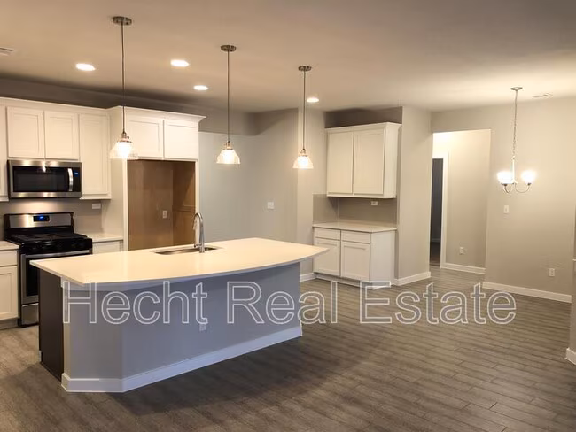 212 Wild Sage Lane, Liberty Hill, TX 78642 photo 5