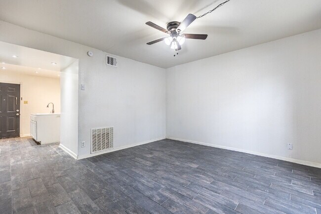 6427 Wurzbach Rd San Antonio, TX 78240 photo 5