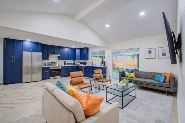16906 Barcelona Dr photo 3