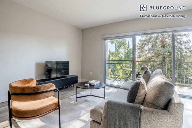 535 Everett Ave Palo Alto, CA 94301 photo 4