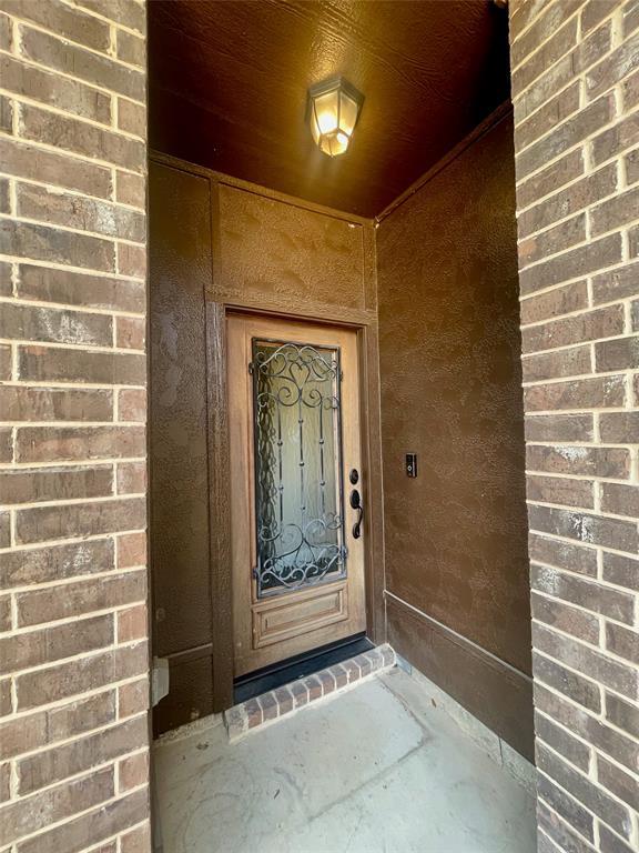 5047 Venecia Way, Grand Prairie, TX 75052 photo 4