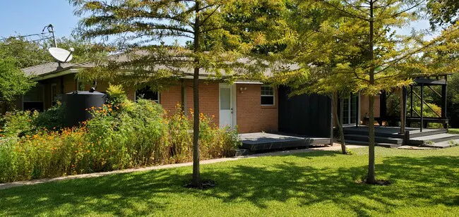 9528 Ash Creek Drive, Dallas, TX 75228 photo 3