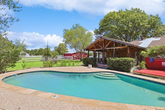300 Settler's Trl McKinney, TX 75069 photo 5