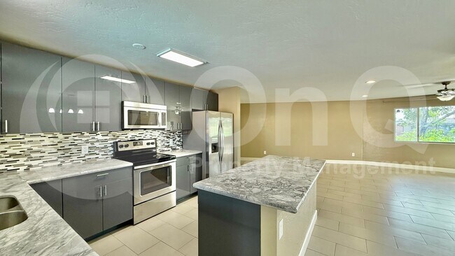 1320 East Orchid Lane, Phoenix, AZ 85020 photo 5