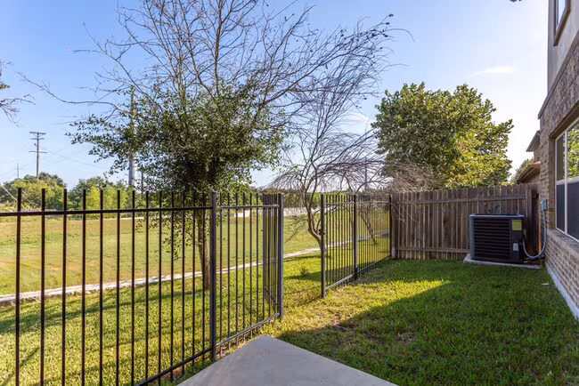 2214 S Lakeline Blvd Cedar Park, TX 78613 photo 3