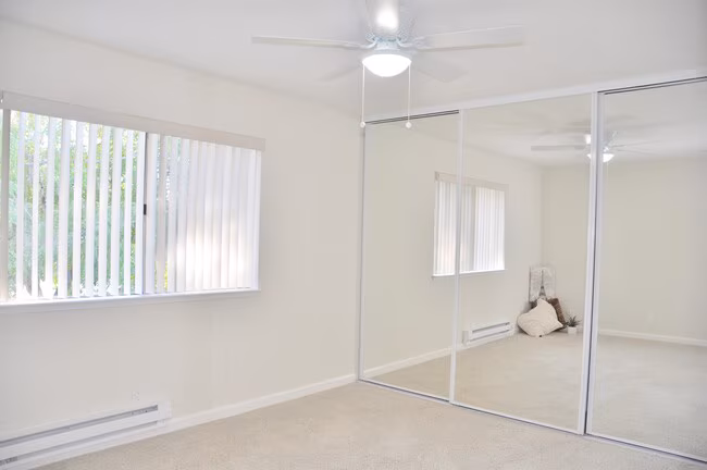 Woodview Apartments photo 4