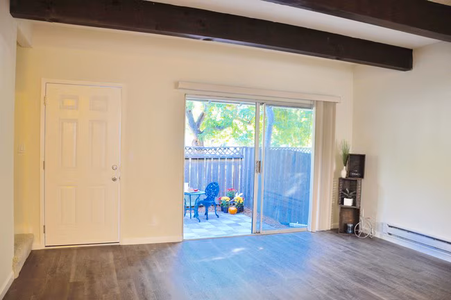 Woodview Apartments photo 3