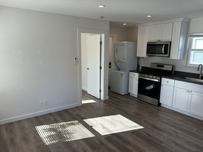 19 7th St Petaluma, CA 94952 photo 3