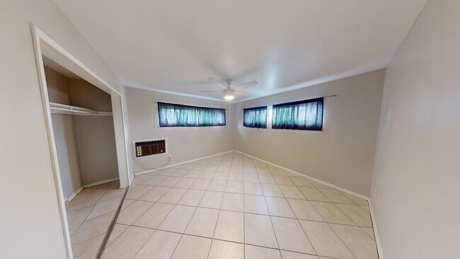 5311 Saxon St San Diego, CA 92115 photo 3