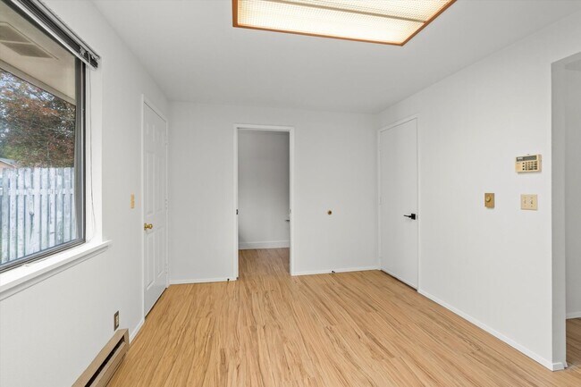 10004 E McKinley Ave Tacoma, WA 98445 photo 5