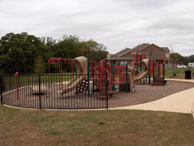 1304 Piedmont Drive, Mansfield, TX 76063 photo 3