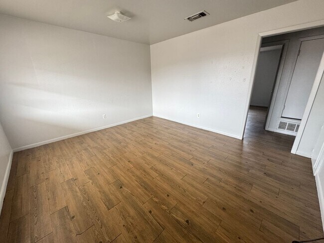 611 Sunset Ln Copperas Cove, TX 76522 photo 2