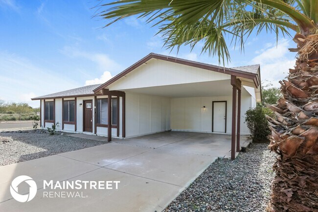 1 W Kerry Ln Phoenix, AZ 85027 photo 3