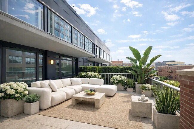 181 Front St Brooklyn, NY 11201 photo 2