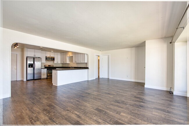 6141 Dorothy Dr San Diego, CA 92115 photo 4