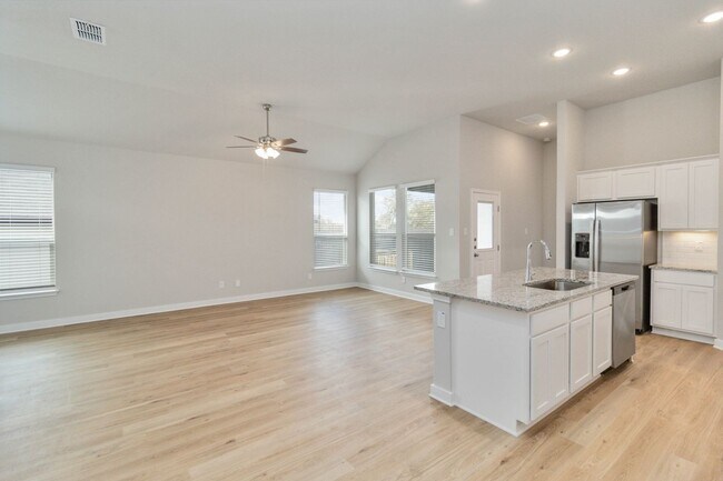 355-359 Nespral Dr San Antonio, TX 78253 photo 5